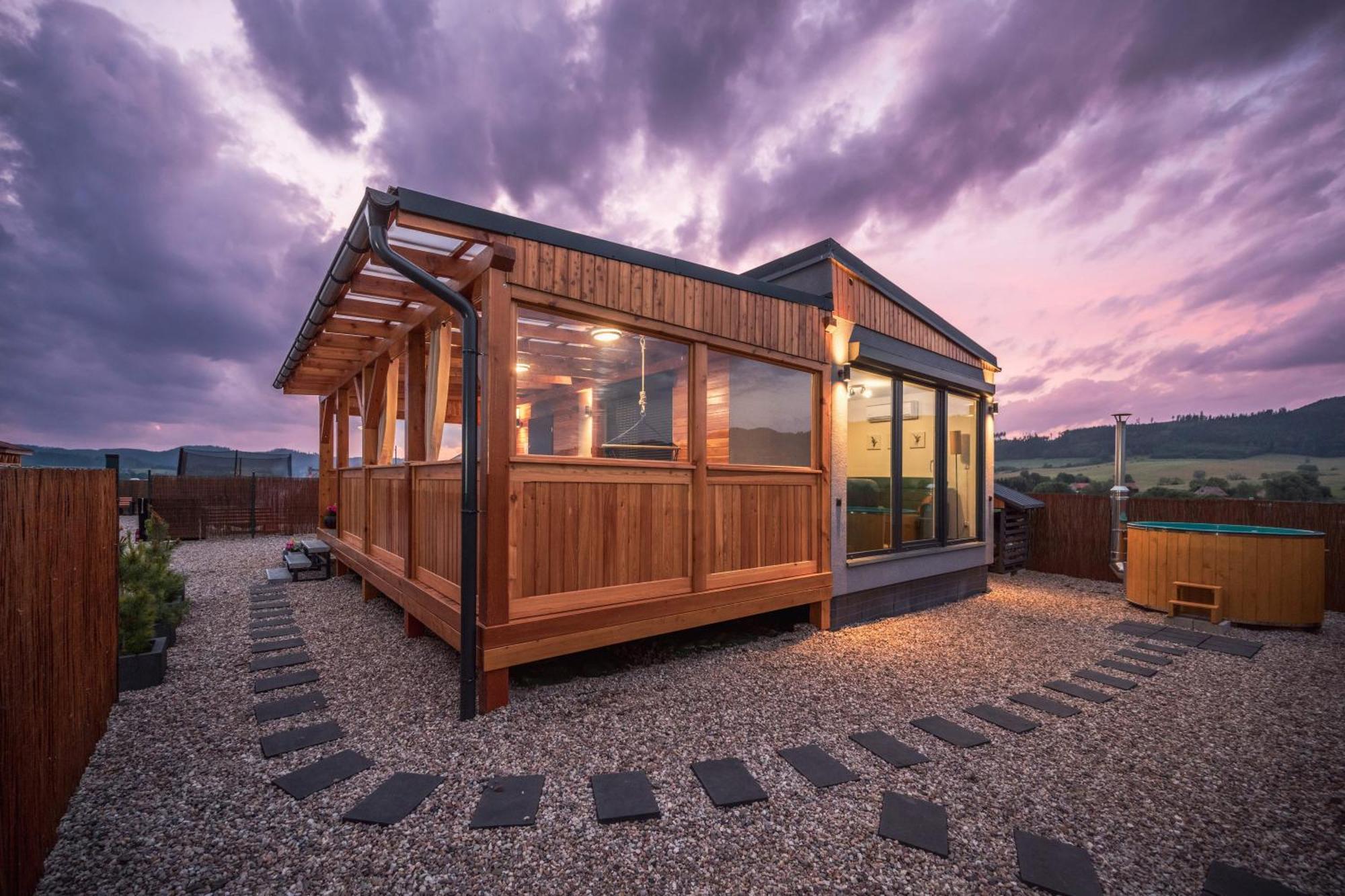 Rajska Polana Domki Premium ,Na Odludziu Z Prywatna Balia Z Jacuzzi I Sauna ,Cisza,Rowery Elektryczne,Gory,Astroprzygoda,- Adrspach, Skalne Miasto, Zamek Ksiaz,Andrzejowka,Karpacz, Sniezka,Janskie Laznie,Pec Mieroszow 外观 照片